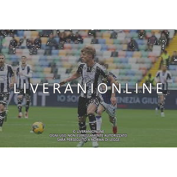 Thomas Thiesson Kristensen of Udinese FC play the ball during Udinese Calcio vs Hellas Verona FC, 29° Serie A Enilive 2024-25 game at Bluenergy stadium in Udine (UD), Italy, on March 15, 2025. (Photo by Davide Casentini) - AGENZIA ALDO LIVERANI SAS