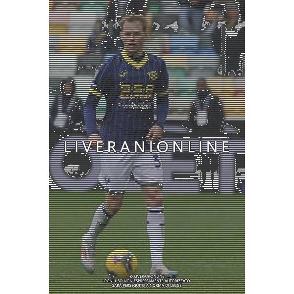 Ondrej Duda of Hellas Verona FC play the ball during Udinese Calcio vs Hellas Verona FC, 29° Serie A Enilive 2024-25 game at Bluenergy stadium in Udine (UD), Italy, on March 15, 2025. (Photo by Davide Casentini) - AGENZIA ALDO LIVERANI SAS