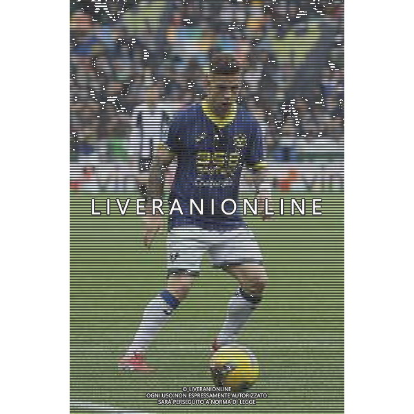 Tomas Suslov of Hellas Verona FC play the ball during Udinese Calcio vs Hellas Verona FC, 29° Serie A Enilive 2024-25 game at Bluenergy stadium in Udine (UD), Italy, on March 15, 2025. (Photo by Davide Casentini)- AGENZIA ALDO LIVERANI SAS
