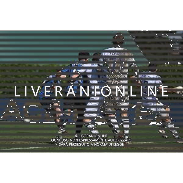 TVRG Atalanta U23 vs FeralpiSalò nella foto Lorenzo Bernasconi (Atalanta U23), coperto, segna il gol del 2 a 1 Caravaggio (BG) 16-03-1973 Stadio Comunale Campionato Serie C girone A - 32a giornata foto Roberto Garavaglia/Agenzia Aldo Liverani sas