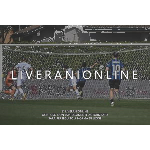 TVRG Atalanta U23 vs FeralpiSalò nella foto Davide Ghislandi (Atalanta U23) segna il gol dell\'1 a 0 Caravaggio (BG) 16-03-1973 Stadio Comunale Campionato Serie C girone A - 32a giornata foto Roberto Garavaglia/Agenzia Aldo Liverani sas