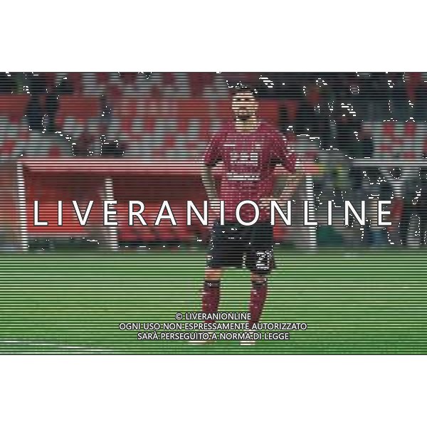 TVEM March 15, 2025 Bari, Italy - SSC Bari vs US Salernitana - Italian soccer serie B 2024/25 - San Nicola Stadium. In the pic: Roberto Soriano of US Salernitana disappointment foto emmanuele mstrodonato-ag ald liverani sas
