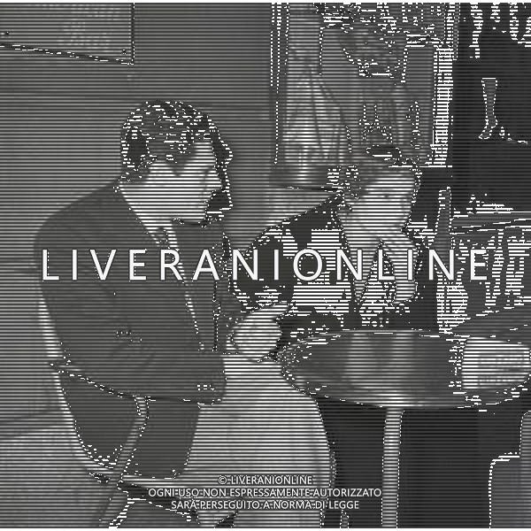 NEG-RETROSPETTIVA MARCELLO MASTROIANNI ATTORE NELLA FOTO MARCELLO MASTROIANNI CON EDDA ALBERTINI A ROMA ANNI 1950-60 AG ALDO LIVERANI SAS  