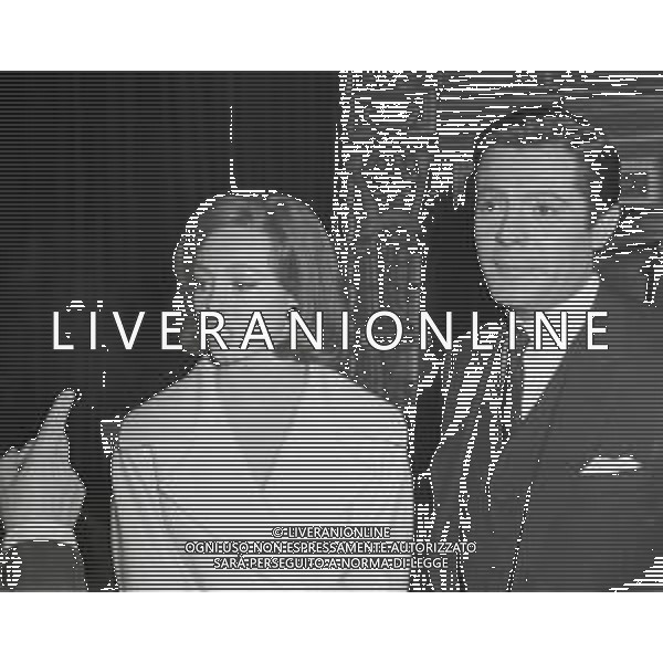 NEG-RETROSPETTIVA MARCELLO MASTROIANNI ATTORE NELLA FOTO MARCELLO MASTROIANNI CON MERCIER MICHELLE A PARIGI IL GIORNO 15-11-1964 PER LA PRESENTAZZIONE DEL FILM“CASANOVA70 “ AG ALDO LIVERANI SAS
