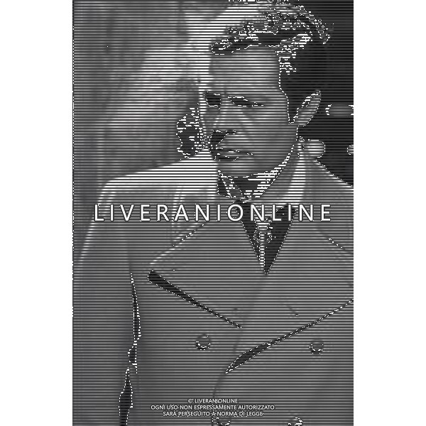 NEG-RETROSPETTIVA MARCELLO MASTROIANNI ATTORE NELLA FOTO MARCELLO MASTROIANNI SUL SET DEL FILM“AMANTI“ NELL\'ANNO 1968 A CORTINA D\'AMPEZZO AG ALDO LIVERANI SAS 