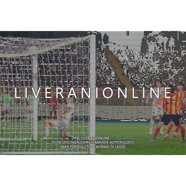 TVEM March 29, 2025 Lecce, Italy - US Lecce vs AS Roma - Italian soccer serie A 2024/25 - Via Del Mare Stadium. In the pic: Gianluca Mancini of AS Roma scores a goal that was after disallowed ©TVEM Emmanuele Mastrodonato - AGENZIA ALDO LIVERANI SAS