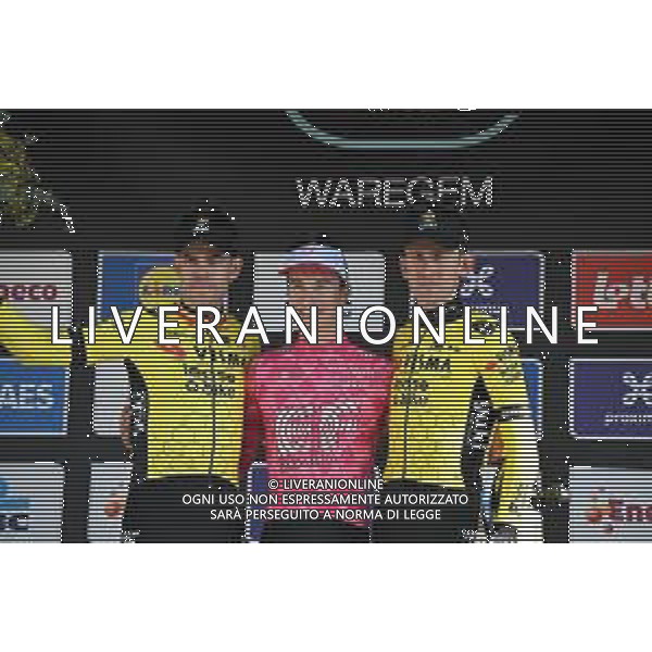 02-04-2025 Dwars Door Vlaanderen; 2025, Ef Education - Easypost; 2025, Visma - Lease A Bike; Powless, Neilson; Van Aert, Wout; Benoot, Tiesj; Waregem; ©SIROTTI - AGENZIA ALDO LIVERANI SAS