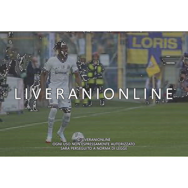 Yann Aurel Bisseck of Inter FC play the ball during Parma Calcio vs Internazionale FC, 31° Serie A Enilive 2024-25 game at Ennio Tardini stadium in Parma (PR), Italy, on April 05, 2025. (Photo by Davide Casentini)- AGENZIA ALDO LIVERANI SAS
