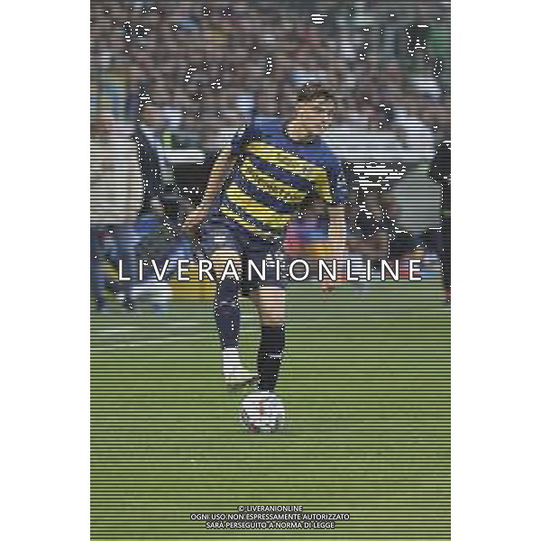 Giovanni Leoni of Parma AC play the ball during Parma Calcio vs Internazionale FC, 31° Serie A Enilive 2024-25 game at Ennio Tardini stadium in Parma (PR), Italy, on April 05, 2025. (Photo by Davide Casentini)- AGENZIA ALDO LIVERANI SAS