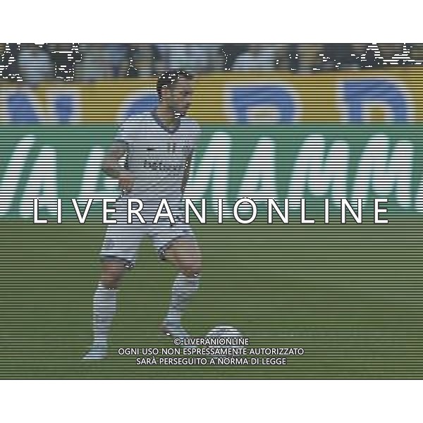 Hakan Calhanoglu of Inter FC play the ball during Parma Calcio vs Internazionale FC, 31° Serie A Enilive 2024-25 game at Ennio Tardini stadium in Parma (PR), Italy, on April 05, 2025. (Photo by Davide Casentini)- AGENZIA ALDO LIVERANI SAS