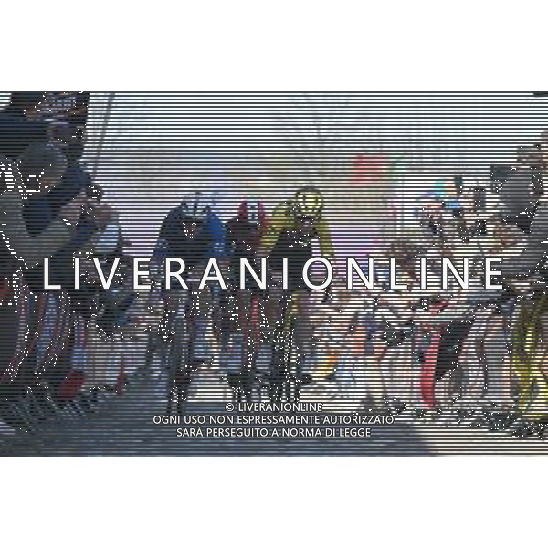 06-04-2025 Tour Des Flandres; 2025, Visma - Lease A Bike; 2025, Groupama - Fdj; 2025, Ineos Grenadiers; Benoot, Tiesj; Kung, Stefan; Ganna, Filippo; Old Kwaremont; ©SIROTTI - AGENZIA ALDO LIVERANI SAS