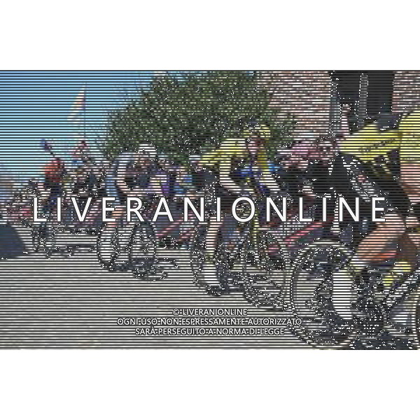 06-04-2025 Tour Des Flandres; 2025, Visma - Lease A Bike; 2025, Alpecin - Deceuninck; Jorgenson, Matteo; Van Der Poel, Mathieu; Old Kwaremont; ©SIROTTI - AGENZIA ALDO LIVERANI SAS
