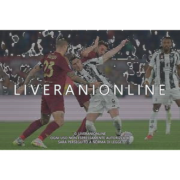 Roma vs Juventus Campionato Serie A Enilive - 31 Giornata Stadio Olimpico - Roma 06-04-2025 nella foto Vlahovic e Cristante ©Federico Gaetano - AGENZIA ALDO LIVERANI SAS