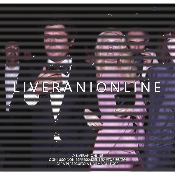COL-RETROSPETTIVA CATHERINE DENEUVE ATTRICE NELLA FOTO CATHERINE DENEUVE E MARCELLO MASTROIANNI A CANNES NELL\'ANNO 1973 AG ALDO LIVERANI SAS