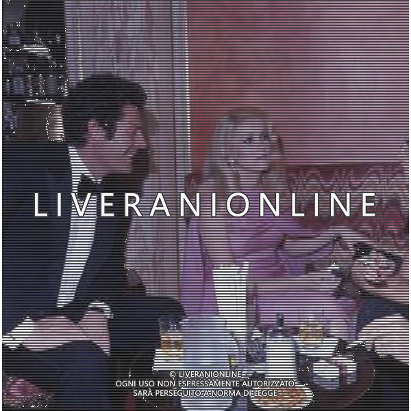 COL-RETROSPETTIVA CATHERINE DENEUVE ATTRICE NELLA FOTO CATHERINE DENEUVE E MARCELLO MASTROIANNI A CANNES NELL\'ANNO 1973 AG ALDO LIVERANI SAS