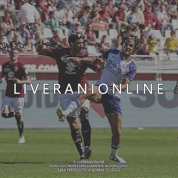 Saul Coco of Torino FC battle for the ball with Amin Sarr of Hellas Verona FC during Torino FC vs Hellas Verona FC, 31° Serie A Enilive 2024-25 game at Olimpic stadium - Grande Torino in Torino (TO), Italy, on April 06, 2025. (Photo by Davide Casentini)- AGENZIA ALDO LIVERANI SAS