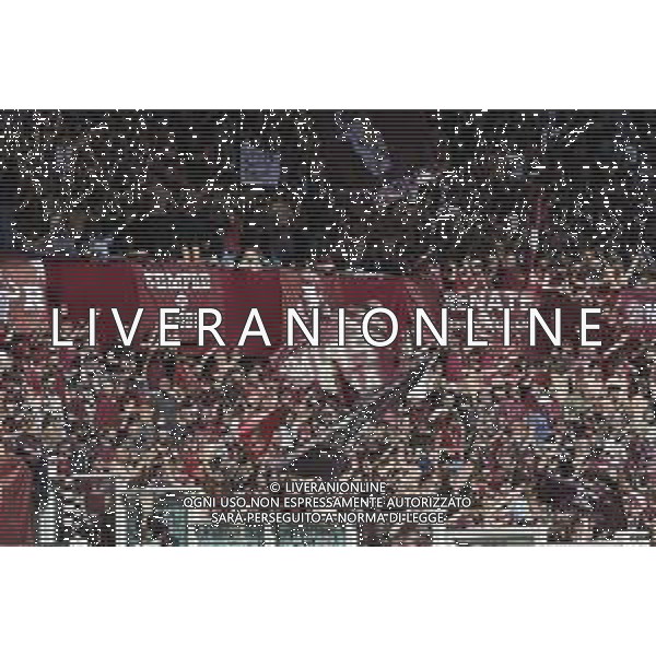 Tifosi - Torino fans show their support during Torino FC vs Hellas Verona FC, 31° Serie A Enilive 2024-25 game at Olimpic stadium - Grande Torino in Torino (TO), Italy, on April 06, 2025. (Photo by Davide Casentini)- AGENZIA ALDO LIVERANI SAS