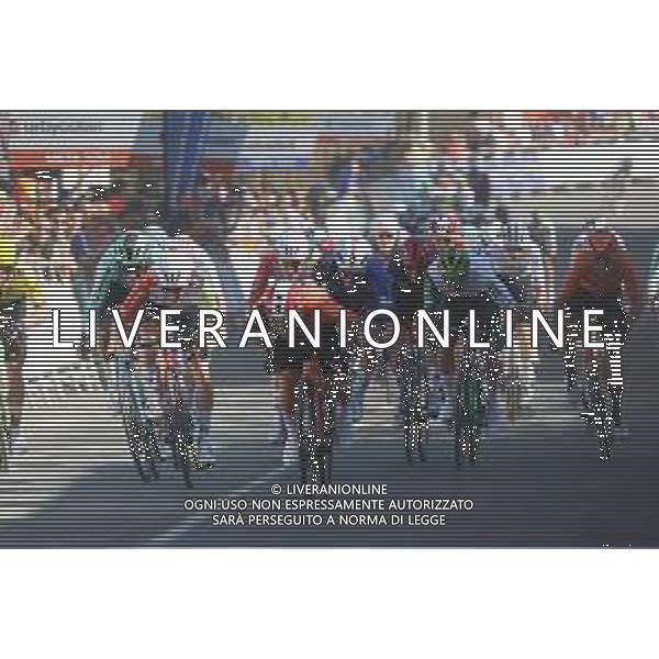 08-04-2025 Itzulia Basque Country; Tappa 02 Pamplona - Lodosa; 2025, Ineos Grenadiers; Ewan, Caleb; Lodosa; ©SIROTTI - AGENZIA ALDO LIVERANI SAS