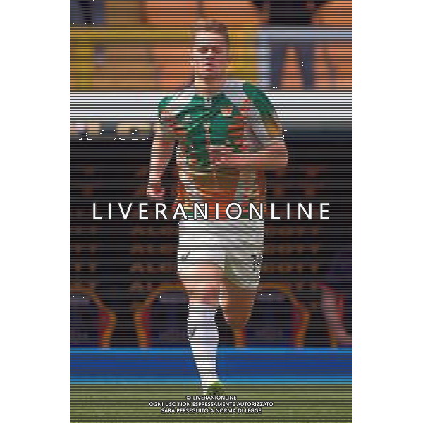TVEM April 06, 2025 Lecce, Italy - US Lecce vs Venezia FC - Italian soccer serie A 2024/25 - Via Del Mare Stadium. In the pic: Hans Nicolussi Caviglia of Venezia FC ©TVEM Emmanuele Mastrodonato - AGENZIA ALDO LIVERANI SAS