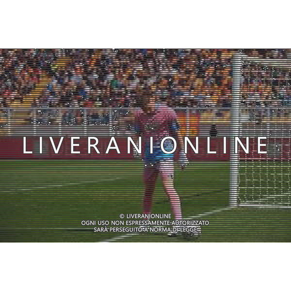 TVEM April 06, 2025 Lecce, Italy - US Lecce vs Venezia FC - Italian soccer serie A 2024/25 - Via Del Mare Stadium. In the pic: Andrei Radu of Venezia FC ©TVEM Emmanuele Mastrodonato - AGENZIA ALDO LIVERANI SAS