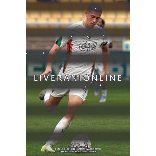 TVEM April 06, 2025 Lecce, Italy - US Lecce vs Venezia FC - Italian soccer serie A 2024/25 - Via Del Mare Stadium. In the pic: Jay Idzes of Venezia FC ©TVEM Emmanuele Mastrodonato - AGENZIA ALDO LIVERANI SAS