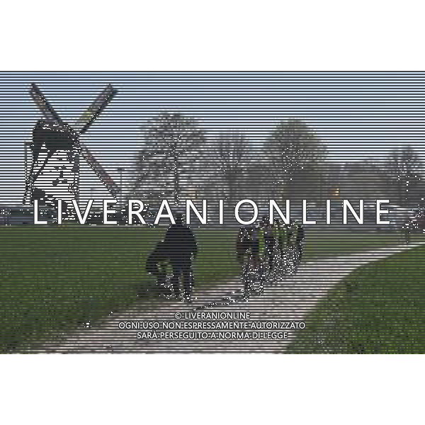 10-04-2025 Allenamento Paris - Roubaix 2025; 2025, Intermarche - Wanty; Petit, Adrien; Moulin De Vertain; ©SIROTTI - AGENZIA ALDO LIVERANI SAS