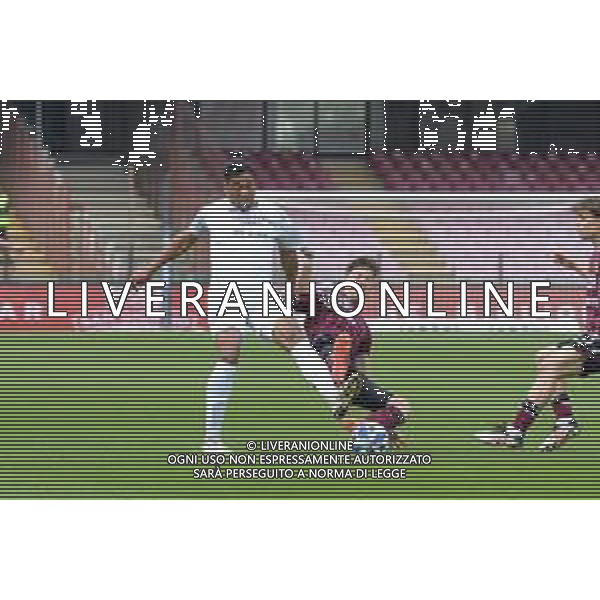 12 04 2025 - Salerno. Stadio Arechi. Campionato Serie B. Salernitana-Sud Tirol Nella foto Raphael Odogwu, Fabio Ruggeri Foto Giuseppe Cuozzo/Agenzia Liverani- AGENZIA ALDO LIVERANI SAS