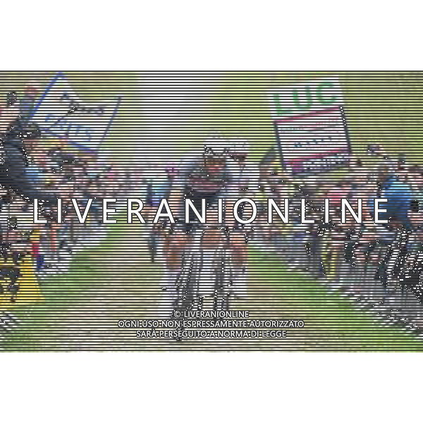13-04-2025 Paris - Roubaix; 2025, Alpecin - Deceuninck; Van Der Poel, Mathieu; Arenberg; ©SIROTTI - AGENZIA ALDO LIVERANI SAS