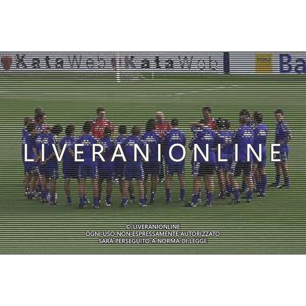 DIG- ALLENAMENTO NAZIONALE ITALIANA CALCIO A COVERCIANO 30 AGOSTO 2000 NELLA FOTO L’ALLENATORE GIOVANNI TRAPATTONI E CLAUDIO GENTILE AGENZIA ALDO LIVERANI SAS