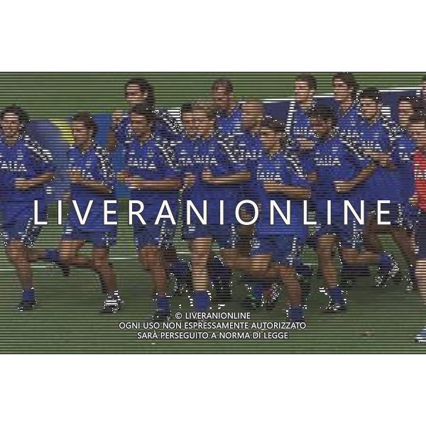DIG- ALLENAMENTO NAZIONALE ITALIANA CALCIO A COVERCIANO 30 AGOSTO 2000 NELLA FOTO CORSA DI GRUPPO, DEMETRIO ALBERTINI, ANGELO DI LIVIO, PAOLO ALDINI, MASSIMO AMBROSINI E FABIO CANNAVARO AGENZIA ALDO LIVERANI SAS