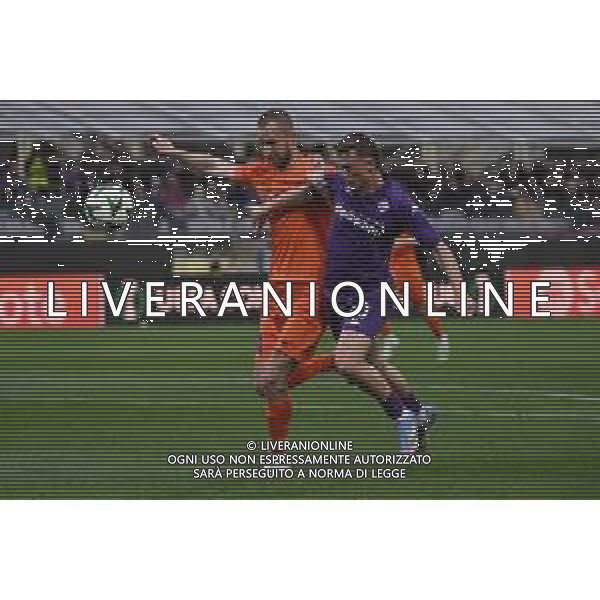 TVRG Fiorentina vs Celje nella foto Klemen Nemanic (Celje) e Albert Gudmundsson (Fiorentina) Firenze 17-04-2025 Stadio Artemio Franchi UEFA Conference League quarti di finale gara di ritorno foto Roberto Garavaglia/Agenzia Aldo Liverani sas