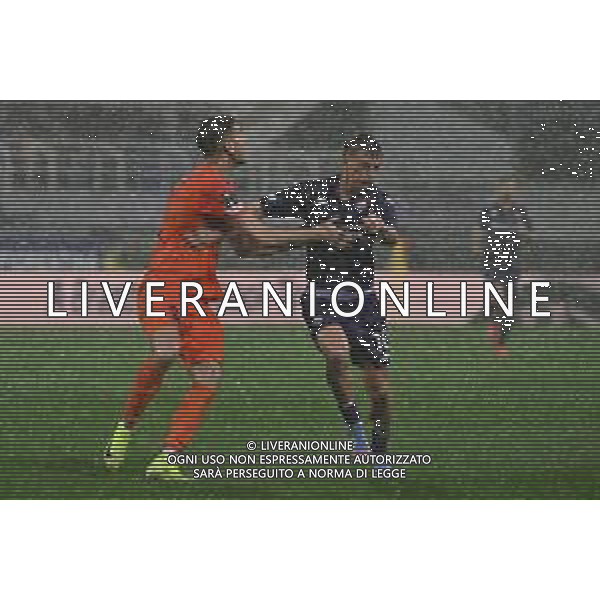 TVRG Fiorentina vs Celje nella foto Damjan Vuklisevic (Celje) Albert Gudmundsson (Fiorentina) Firenze 17-04-2025 Stadio Artemio Franchi UEFA Conference League quarti di finale gara di ritorno foto Roberto Garavaglia/Agenzia Aldo Liverani sas