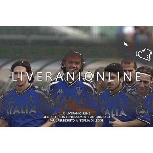 DIG- ALLENAMENTO NAZIONALE ITALIANA CALCIO 05 SETTEMBRE 2000 NELLA FOTO DEMETRIO ALBERTINI, PAOLO MALDINI, GENNARO GATTUSO, FRANCESCO TOTTI AGENZIA ALDO LIVERANI SAS