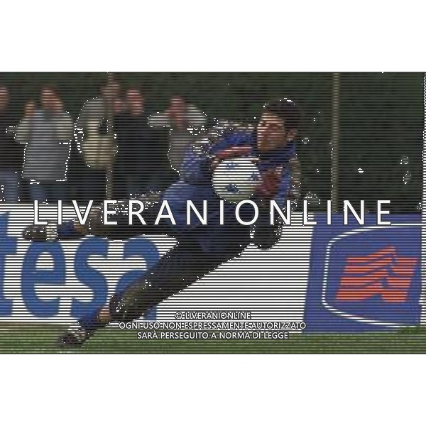 DIG- ALLENAMENTO NAZIONALE ITALIANA CALCIO A MONFALCONE 27 MARZO 2001 NELLA FOTO FRANCESCO TOLDO AGENZIA ALDO LIVERANI SAS