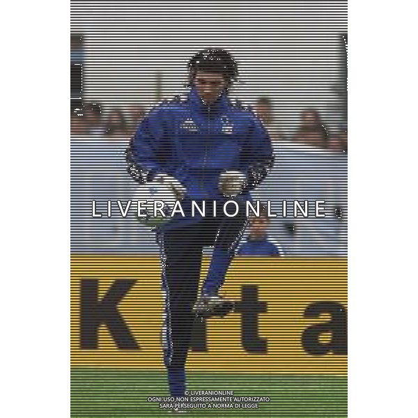 DIG- ALLENAMENTO NAZIONALE ITALIANA CALCIO A MONFALCONE 27 MARZO 2001 NELLA FOTO GIANLUIGI BUFFON AGENZIA ALDO LIVERANI SAS
