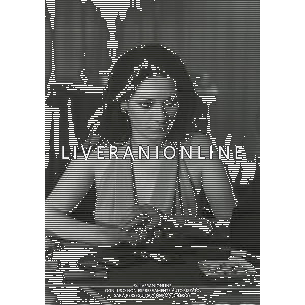 NEG-STRESA SET DEL FILM ANNA, QUEL PARTICOLARE PIACERE NELLA FOTO EDWIGE FENECH NELL\'ANNO 1973 AG ALDO LIVERANI SAS