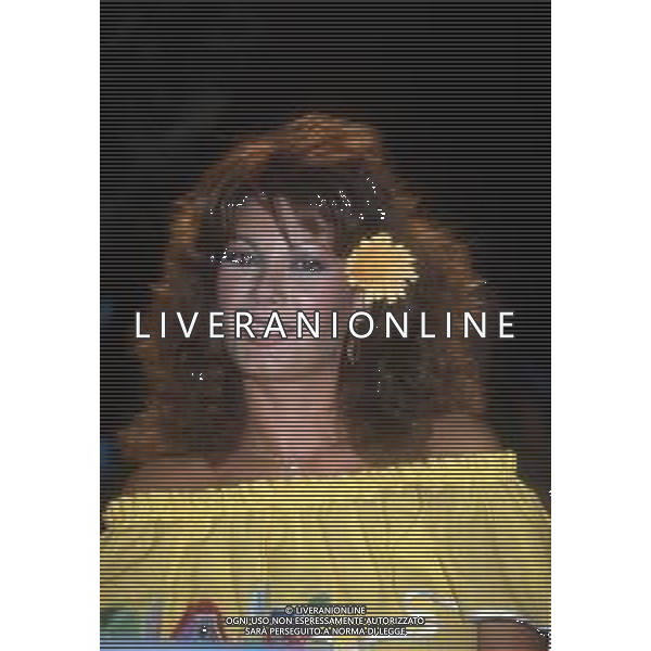 DIAP-RETROSPETTIVA EDWIGE FENECH ATTRICE NELLA FOTO EDWIGE FENECH NELL\'ANNO 1982 A TAORMINA AG ALDO LIVERANI SAS