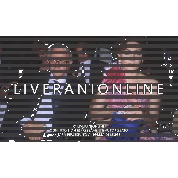 DIAP-RETROSPETTIVA EDWIGE FENECH ATTRICE NELLA FOTO EDWIGE FENECH NELL\'ANNO 1986 A MILANO CON ENZO BIAGI AG ALDO LIVERANI SAS   