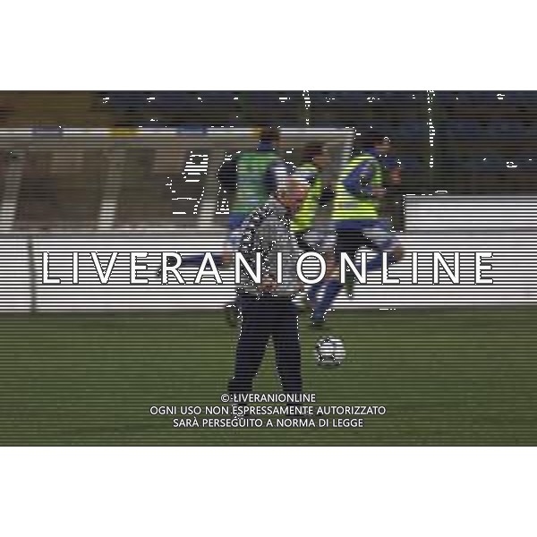 DIG- ALLENAMENTO NAZIONALE ITALIANA CALCIO A BUCAREST IN ROMANIA 23 MARZO 2001 NELLA FOTO L’ALLENATORE GIOVANNI TRAPATTONI AGENZIA ALDO LIVERANI SAS