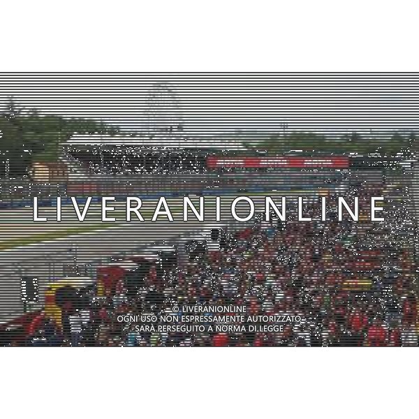 IMOLA 20 04 2025 (DOMENICA DI PASQUA) AUTODROMO ENZO E DINO FERRARI WEC 6 ORE DI IMOLA NELLA FOTO PUBBLICO NELLA PIT LANE ©SANNA - AGENZIA ALDO LIVERANI SAS