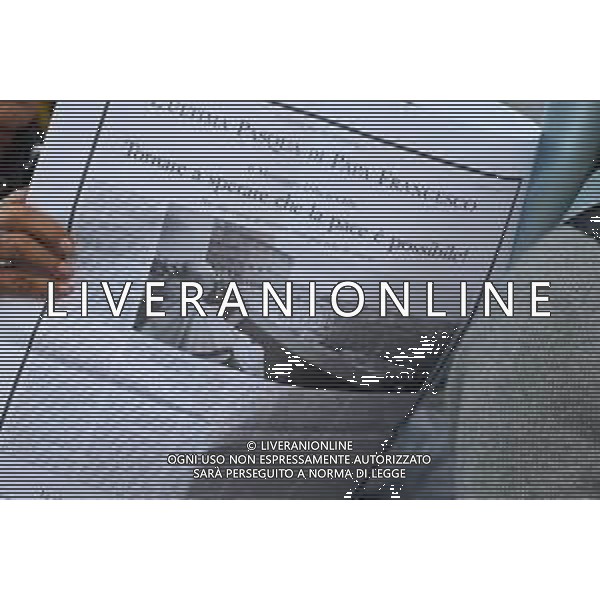 Roma - 22 Aprile 2025 Media e fedeli in Piazza San Pietro per il Rosario per Papa Francesco Nella Foto: General View  Andrea Bracaglia- AGENZIA ALDO LIVERANI SAS