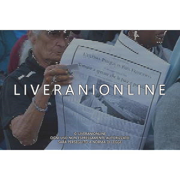 Roma - 22 Aprile 2025 Media e fedeli in Piazza San Pietro per il Rosario per Papa Francesco Nella Foto: General View  Andrea Bracaglia- AGENZIA ALDO LIVERANI SAS