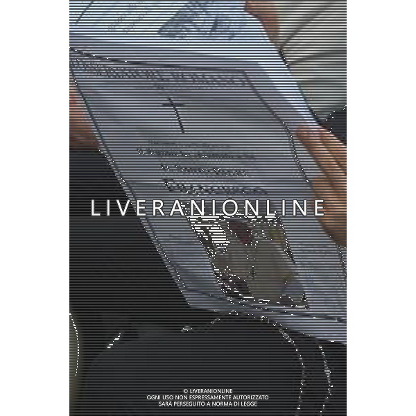 Roma - 22 Aprile 2025 Media e fedeli in Piazza San Pietro per il Rosario per Papa Francesco Nella Foto: General View  Andrea Bracaglia- AGENZIA ALDO LIVERANI SAS