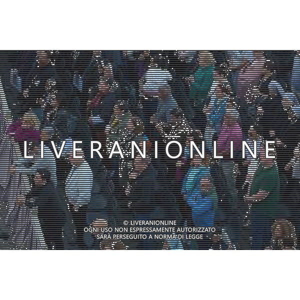 Roma - 22 Aprile 2025 Media e fedeli in Piazza San Pietro per il Rosario per Papa Francesco Nella Foto: General View  Andrea Bracaglia- AGENZIA ALDO LIVERANI SAS