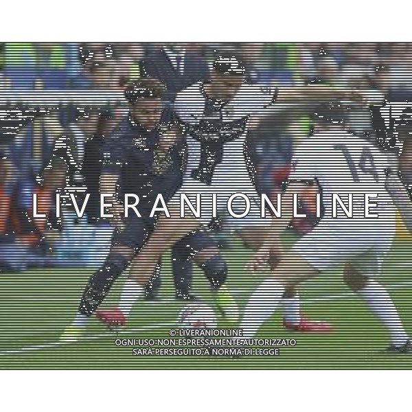 Weston Mckennie of Juventus FC battle for the ball with Simon Sohm of Parma AC and Emanuele Valeri of Parma AC during Parma Calcio vs Juventus FC, 33° Serie A Enilive 2024-25 game at Ennio Tardini stadium in Parma (PR), Italy, on April 23, 2025. (Photo by Davide Casentini)- AGENZIA ALDO LIVERANI SAS