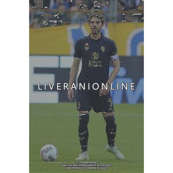 Manuel Locatelli of Juventus FC play the ball during Parma Calcio vs Juventus FC, 33° Serie A Enilive 2024-25 game at Ennio Tardini stadium in Parma (PR), Italy, on April 23, 2025. (Photo by Davide Casentini)- AGENZIA ALDO LIVERANI SAS