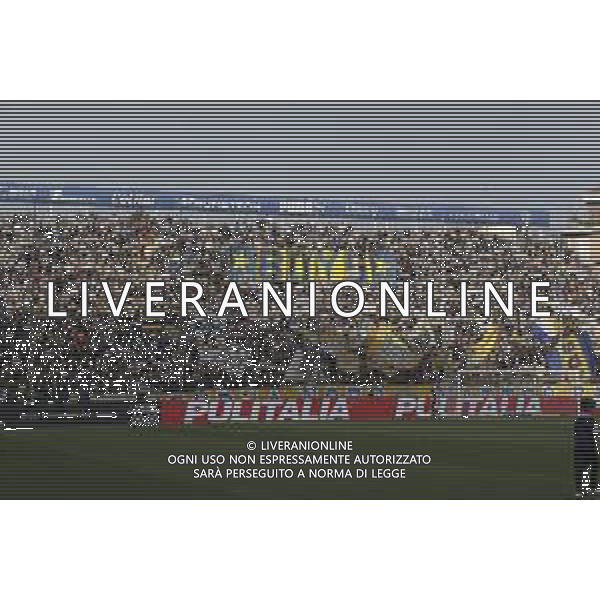 Tifosi - Parma fans show their support during Parma Calcio vs Juventus FC, 33° Serie A Enilive 2024-25 game at Ennio Tardini stadium in Parma (PR), Italy, on April 23, 2025. (Photo by Davide Casentini)- AGENZIA ALDO LIVERANI SAS