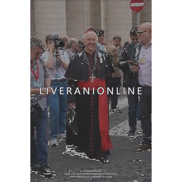 Città del Vaticano - 24 Aprile 2025 Una delegazione di Cardinali arriva nella basilica di San Pietro per rendere omaggio a Papa Francesco. Nella Foto: Cardinale Giuseppe Versaldi  Andrea Bracaglia- AGENZIA ALDO LIVERANI SAS