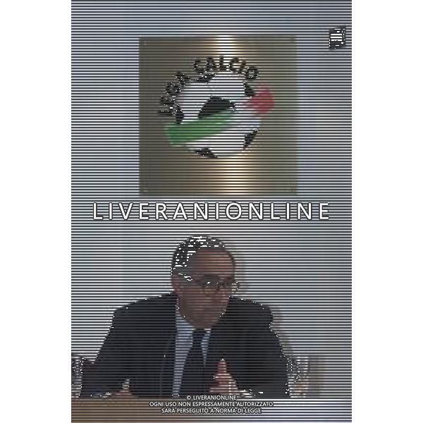 DIG- ASSEMBLEA LEGA CALCIO PRESIDENTI VIA ROSSELLINI MILANO 26 GIUGNO 2001 NELLA FOTO FRANCO CARRARO AGENZIA ALDO LIVERANI SAS