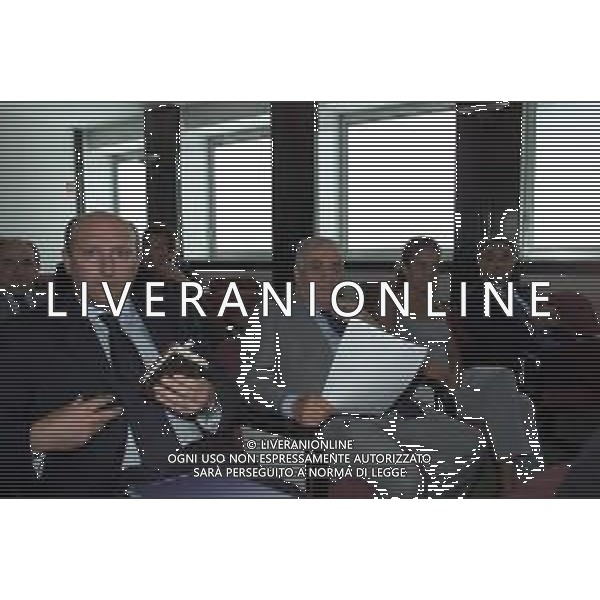DIG- ASSEMBLEA LEGA CALCIO PRESIDENTI VIA ROSSELLINI MILANO 26 GIUGNO 2001 NELLA FOTO FRANCO E ROSSELLA SENSI AGENZIA ALDO LIVERANI SAS